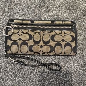 Coach Black and Tan Wristlet Wallet